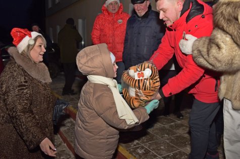 ����� "���� ����"